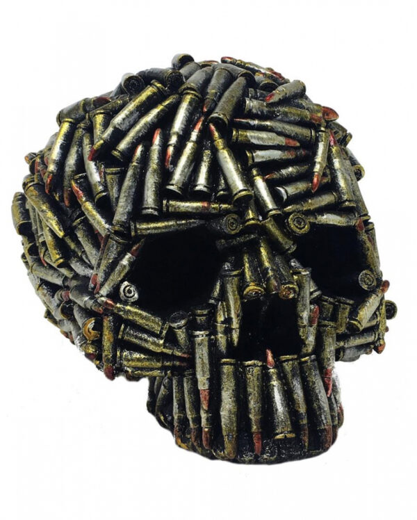 Totenkopf mit Patronenhülsen
