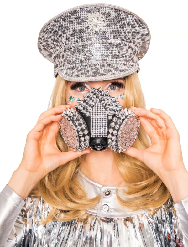 Kostümzubehör Gasmaske mit Nieten silber
