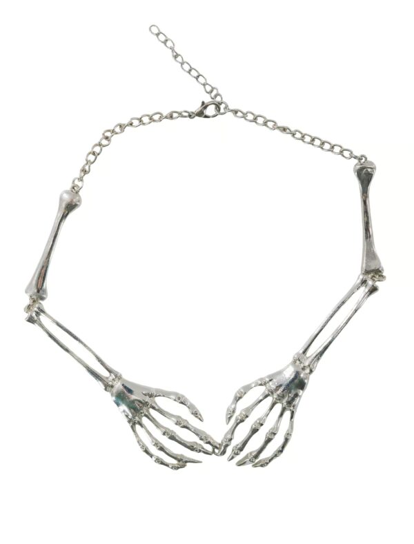 Kostümzubehör Halskette Skeletthände silber