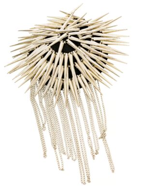 Kostümzubehör Schulterklappe mit langen Spikes silber